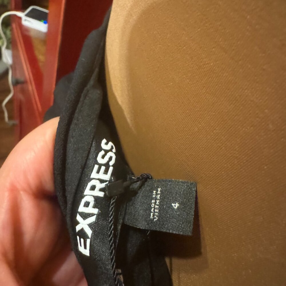 EXPRESS SKIRT - Picture 6 of 7
